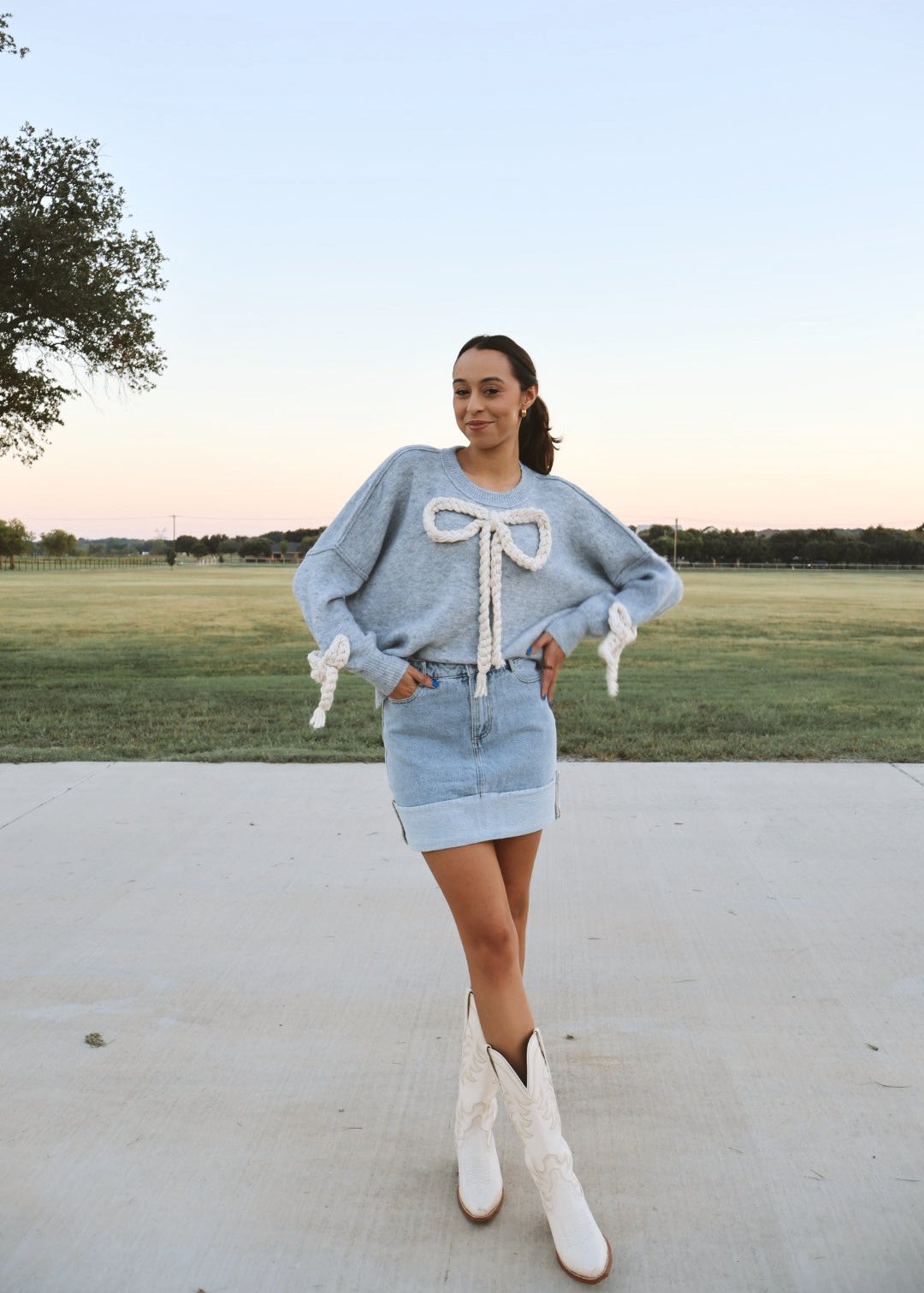 Clara Oversized Pullover Bow Sweater - Blue