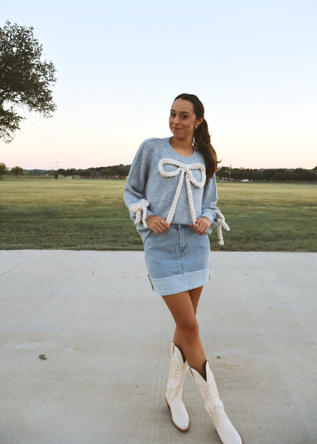 Clara Oversized Pullover Bow Sweater - Blue