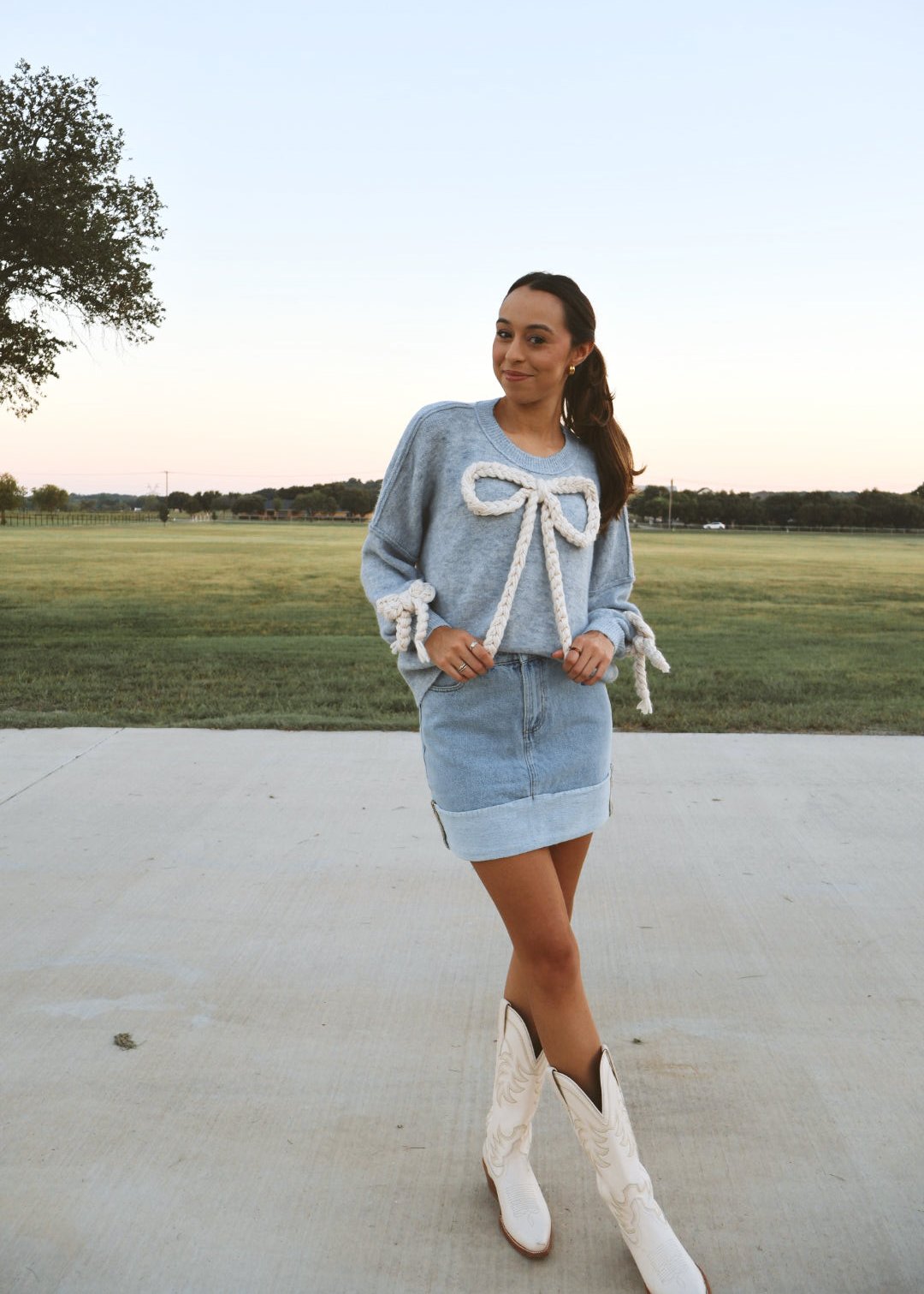 Clara Oversized Pullover Bow Sweater - Blue